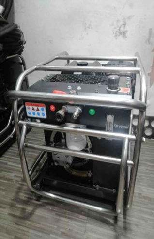 Equipment Photo 8